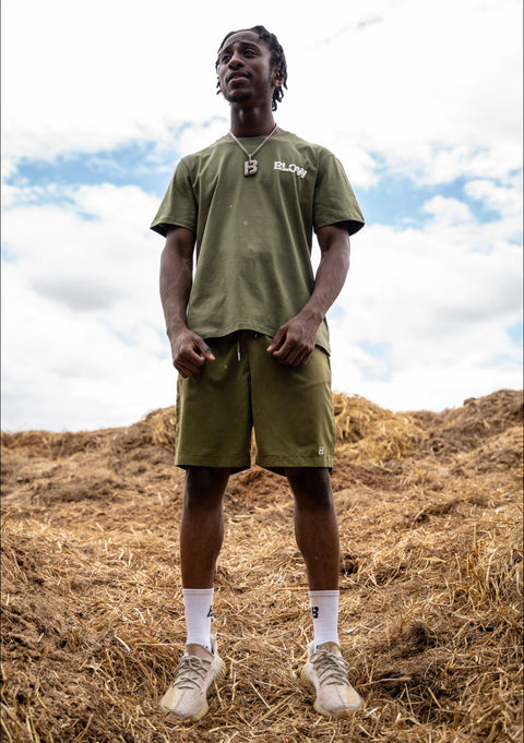 KHAKI CLOUDS